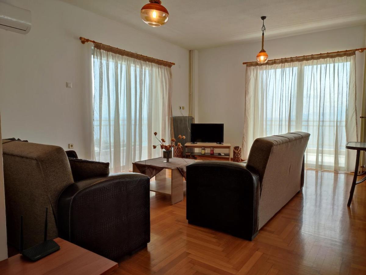 Thea Court Clio & Erato Apartments Palaiontsiflikion Ngoại thất bức ảnh